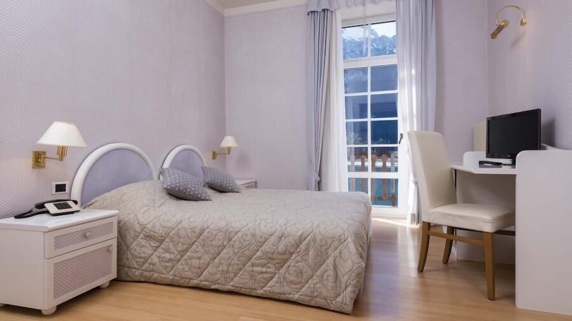 Grand Hotel Molveno Zewnętrze zdjęcie